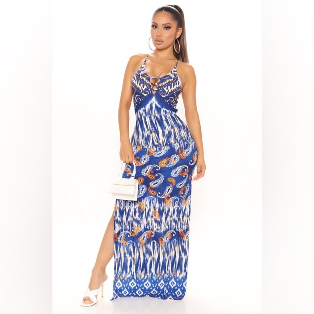 BNWT Fashion Nova Miss Paisley Maxi Dress